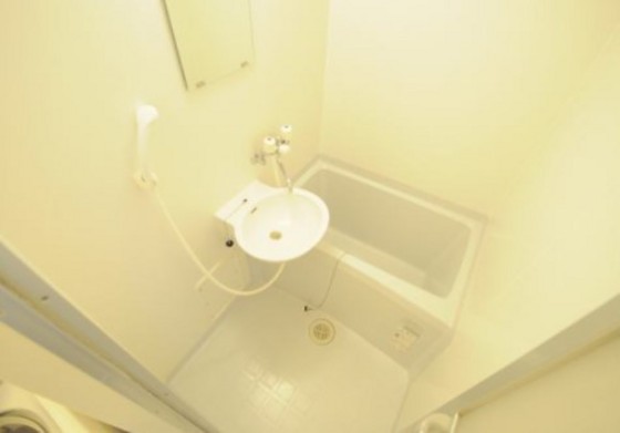 バス・シャワールーム　※他号室の写真です