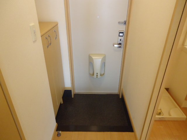 玄関　玄関（イメージ）