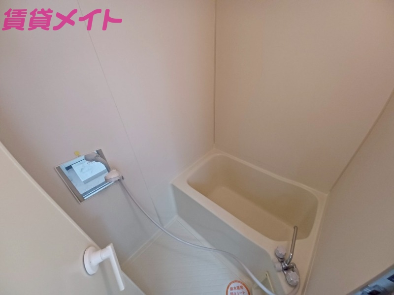 バス・シャワールーム　別部屋参考写真です