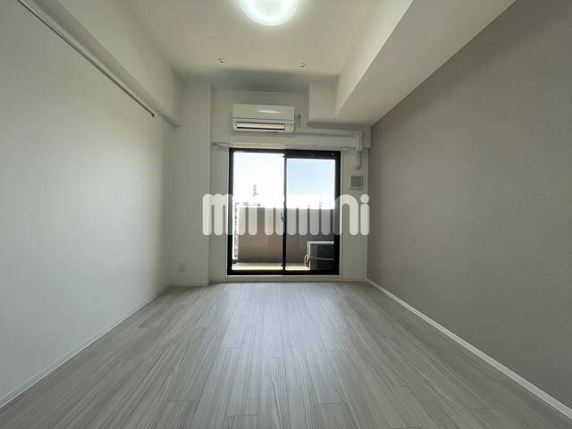 居室・リビング　１１階同一間取り写真