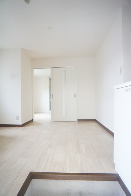 玄関　玄関から見たお部屋です♪