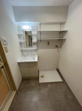 フェルザ南茨木(旧ラルジュ・リュミエール) 洗面設備 洗面 フェルザ南茨木(旧ラルジュ・リュミエール) 洗面設備 洗面