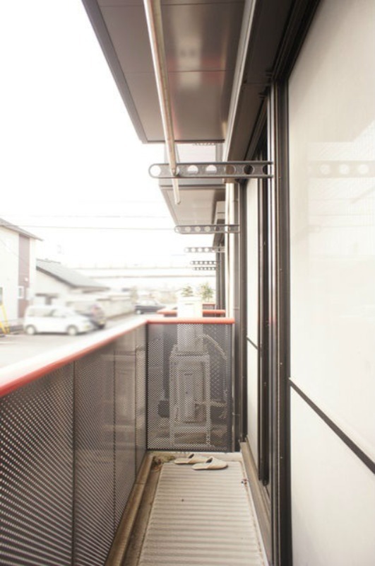 バルコニー　図面と現状に相違がある場合には現状を優先