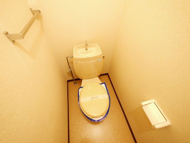 トイレ　ゆったりとした空間のトイレです
