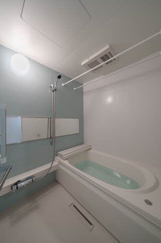 バス・シャワールーム　バスルーム