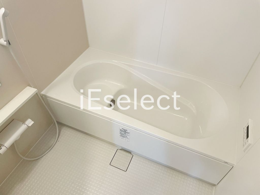 バス・シャワールーム　広々１坪バスでリラックス♪