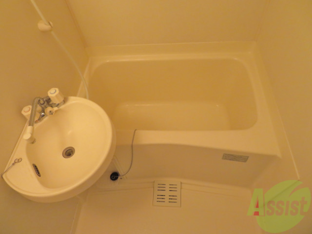 バス・シャワールーム　お風呂はこちらになります一日の疲れを癒してください