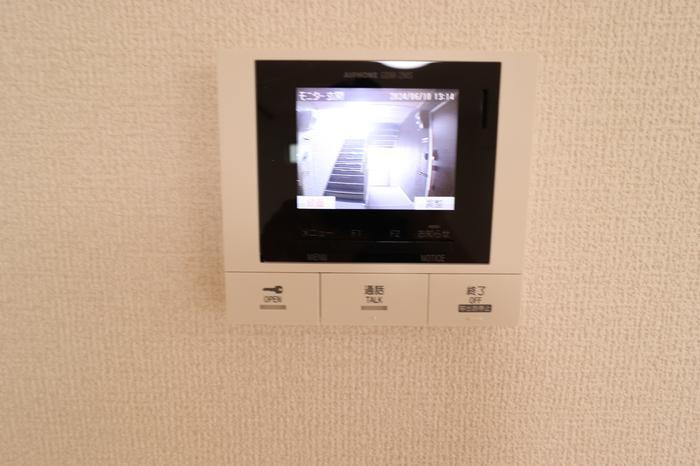 セキュリティ　モニター付きインターホン