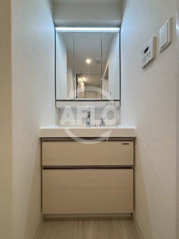 洗面設備　シーズンフラッツ梅田NORTH　独立洗面台