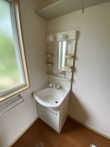 洗面設備　洗面化粧台