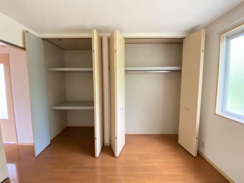 収納　クローゼット