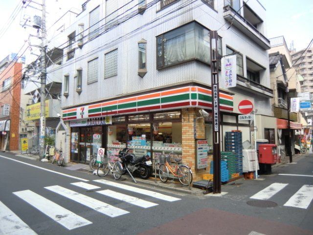コンビニ　セブンイレブン墨田堤通1丁目店（コンビニ）まで290m