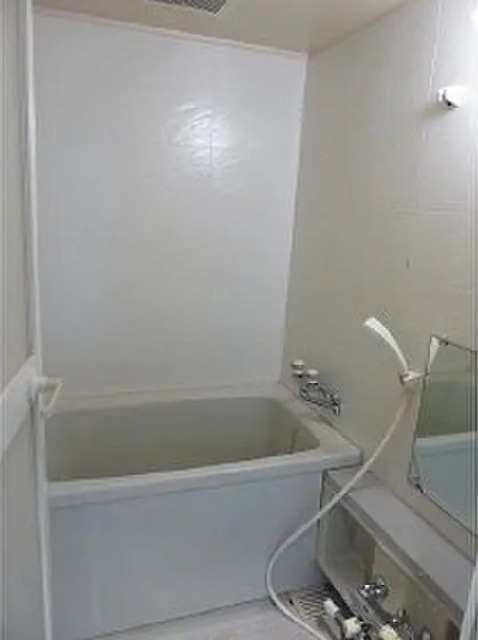 バス・シャワールーム　バス※別部屋参考写真