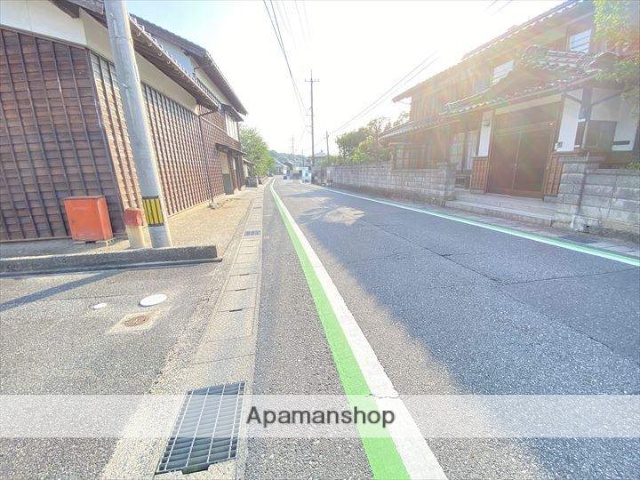 その他　前面道路（その他）まで0m