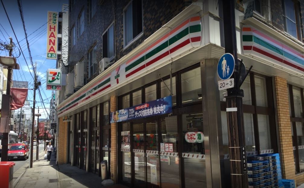 コンビニ　セブンイレブン 長崎銅座町店（コンビニ）まで561m
