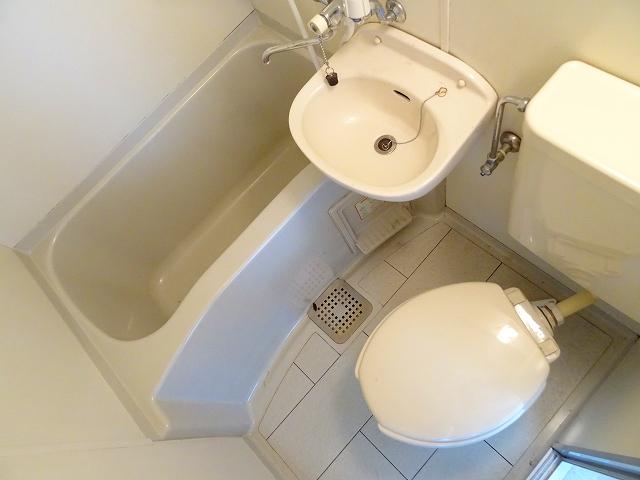 バス・シャワールーム