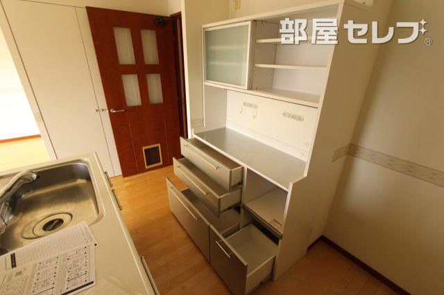 その他設備　食器も沢山しまえます