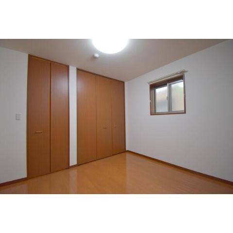 居室・リビング　室内