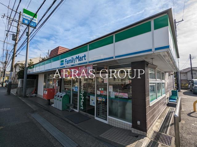 コンビニ　ファミリーマート 藤沢渡内店（コンビニ）まで665m