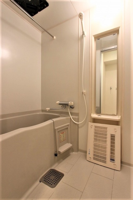 バス・シャワールーム　同物件別号室