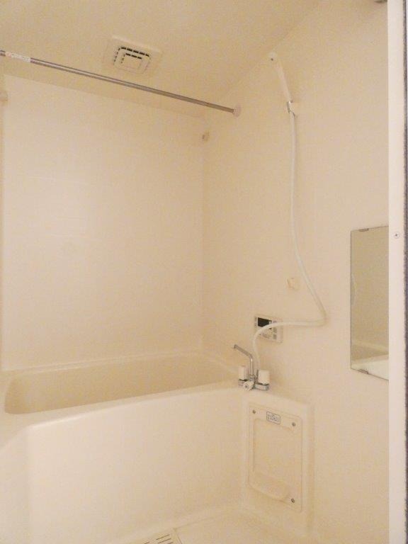 バス・シャワールーム　図面と現状に相違がある場合には現状を優先