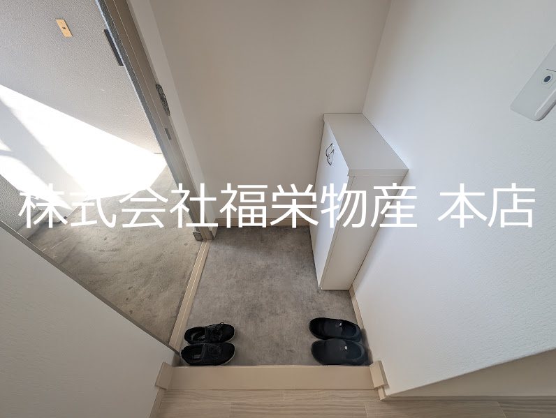 玄関　下駄箱収納