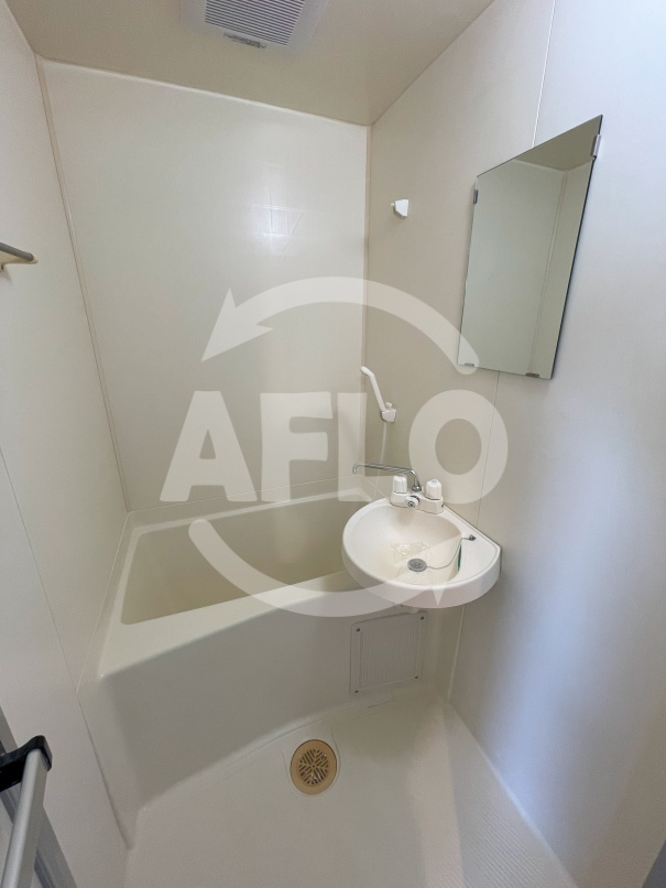 バス・シャワールーム　ロイヤル天王寺南　浴室