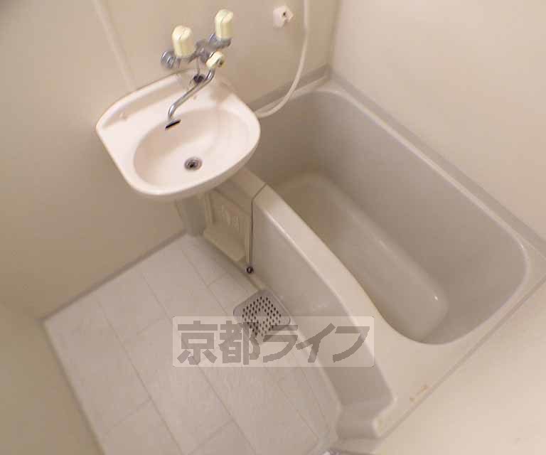 バス・シャワールーム　角部屋です。