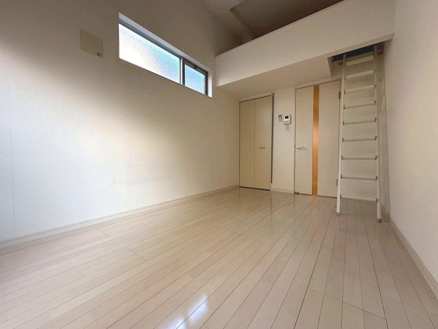 居室・リビング　洋室6.5帖(別部屋参考写真)