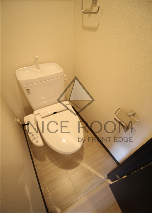 トイレ　アスヴェル難波EAST　トイレ