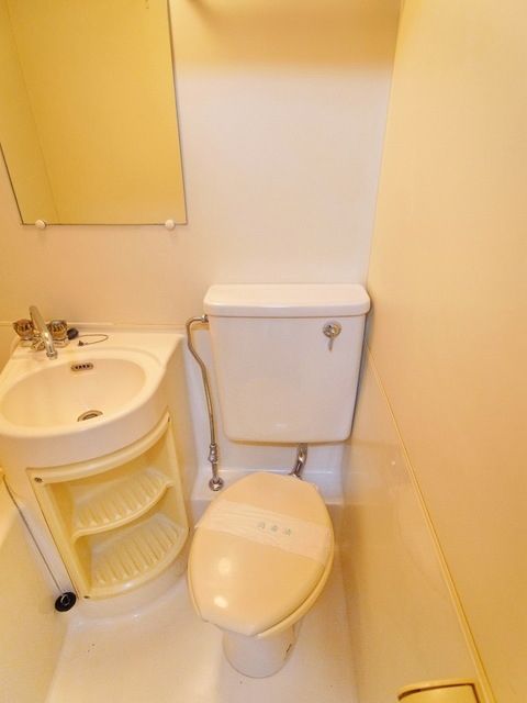 トイレ　別部屋参照