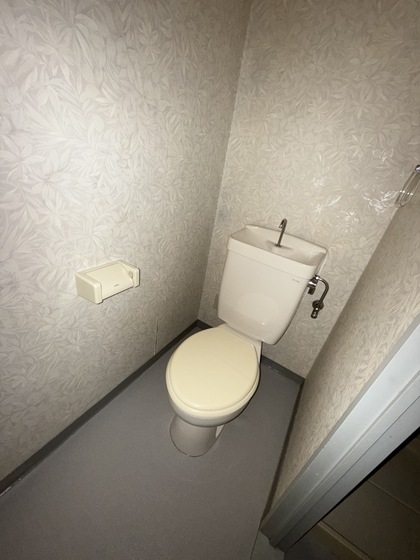 トイレ　※別部屋の写真を使用しています。