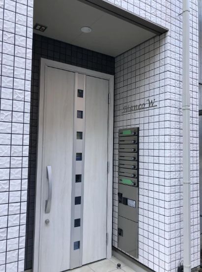 エントランス　弊社は都内全域の物件をご紹介可能です！