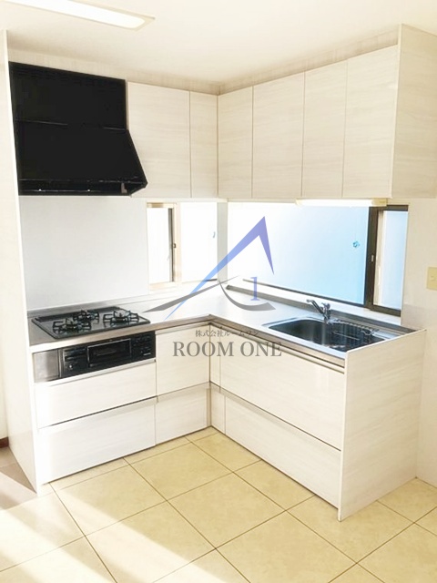 キッチン　キッチンです。