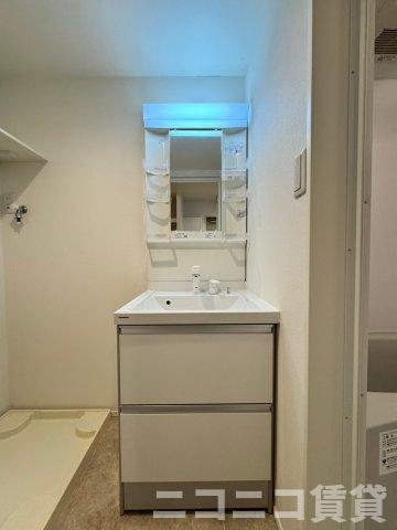 洗面設備　別号室イメージの為、現状を優先致します。