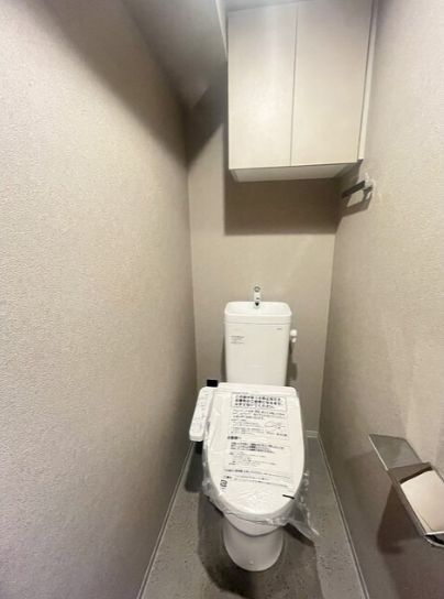 トイレ　別号室参考写真