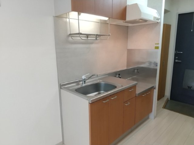 キッチン　同間取り別部屋写真です。