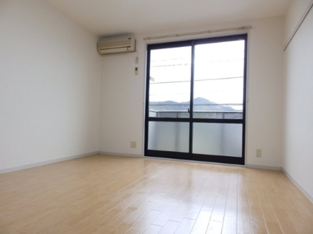 居室・リビング　同間取り別部屋写真です。