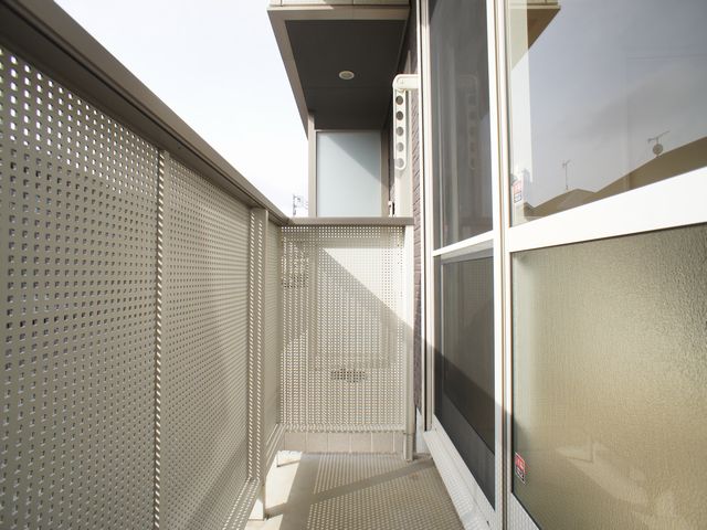 バルコニー　日当たり良好！お洗濯物がたくさん干せます♪