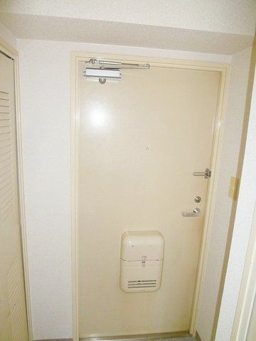 玄関　※別室参照※