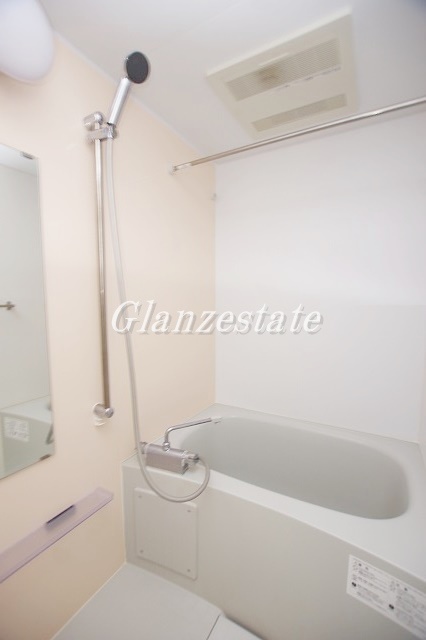 バス・シャワールーム　☆広々としたバスルーム☆