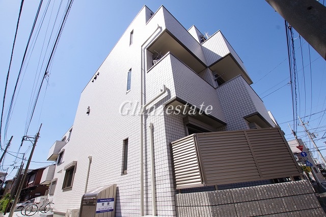 建物外観　☆存在感を放つ外観☆