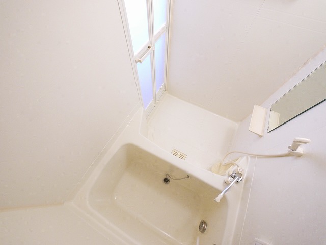 バス・シャワールーム　日々の疲れを癒すお風呂付です