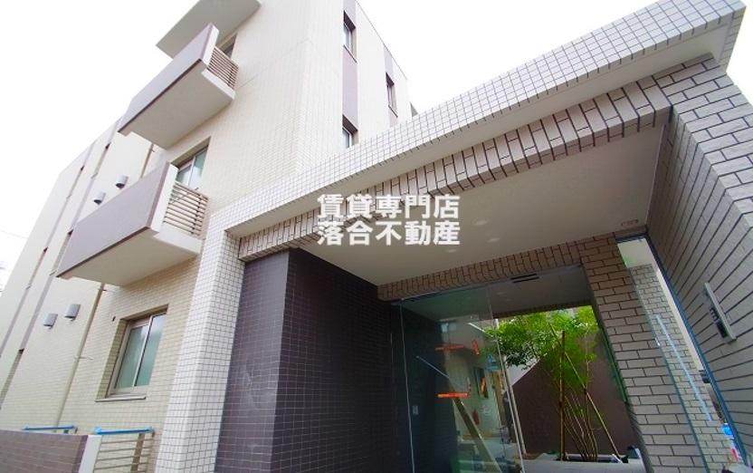 建物外観　2017年築。鉄筋コンクリート造