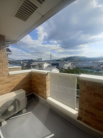 バルコニー　広々としたバルコニーです