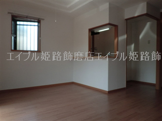 居室・リビング　写真は反転のお部屋です