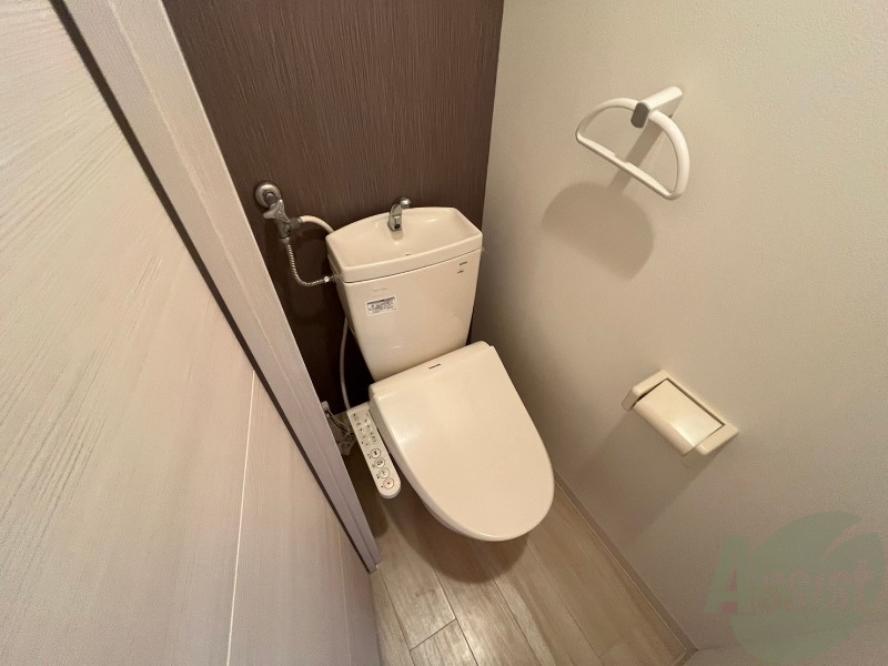 トイレ　ウォシュレット付きのトイレです。シャワートイレは日本の宝。