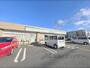 コンビニ　ファミリーマート伏見桃山南店（コンビニ）まで30m