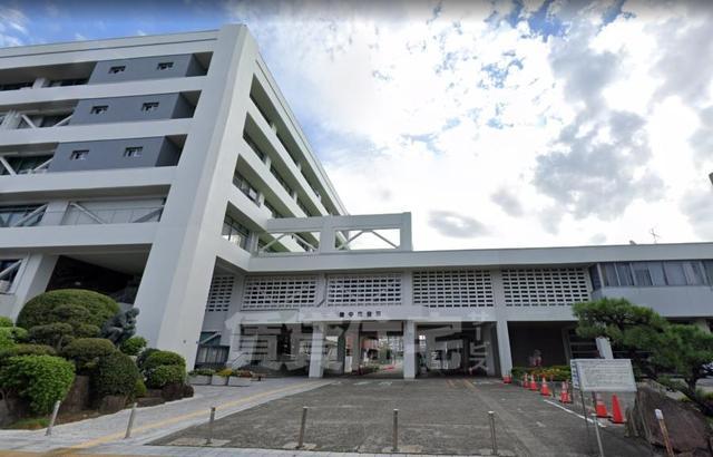 役所　豊中市役所（役所）まで4384m