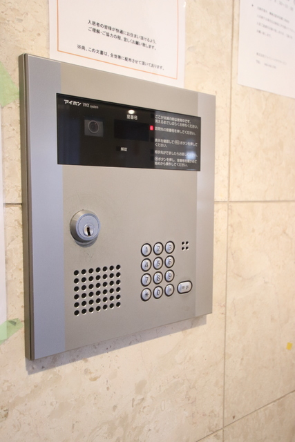 セキュリティ　★オートロック付き★